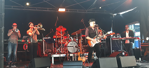 Phil Vermoant band terrasse du jeudi spetitperrin